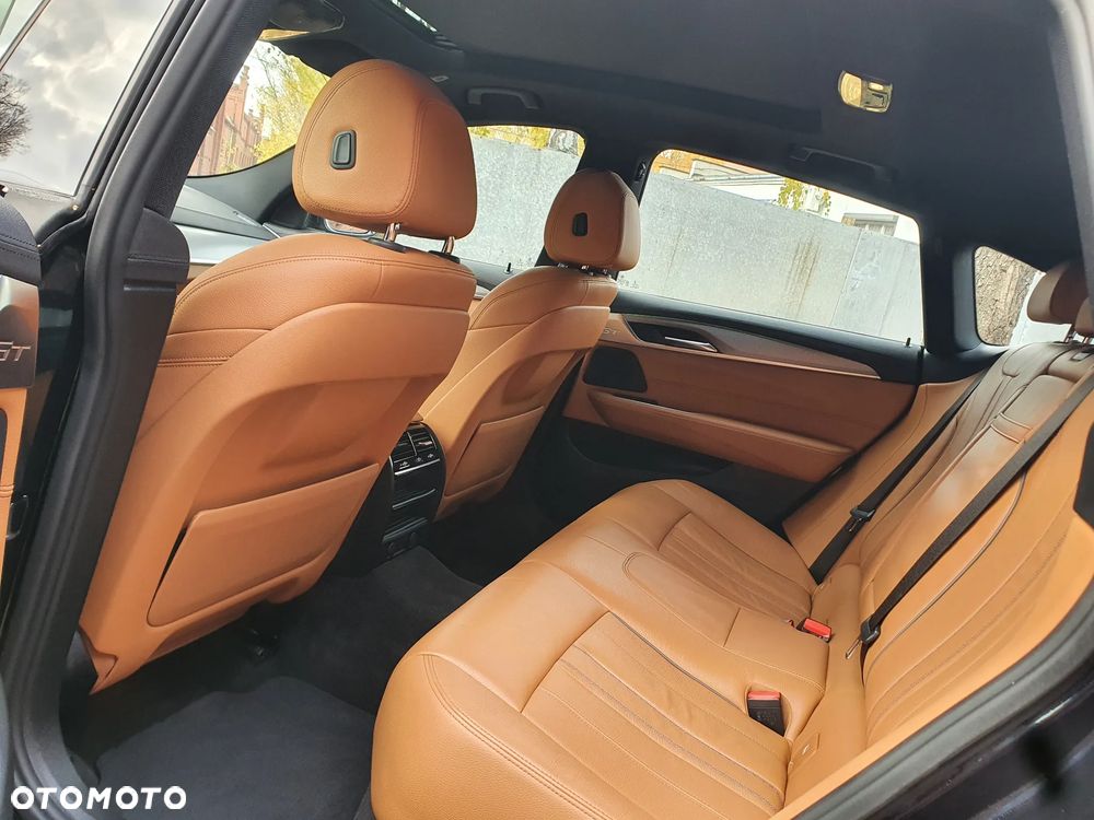 BMW 6GT 640d xDrive Sport Line - 13