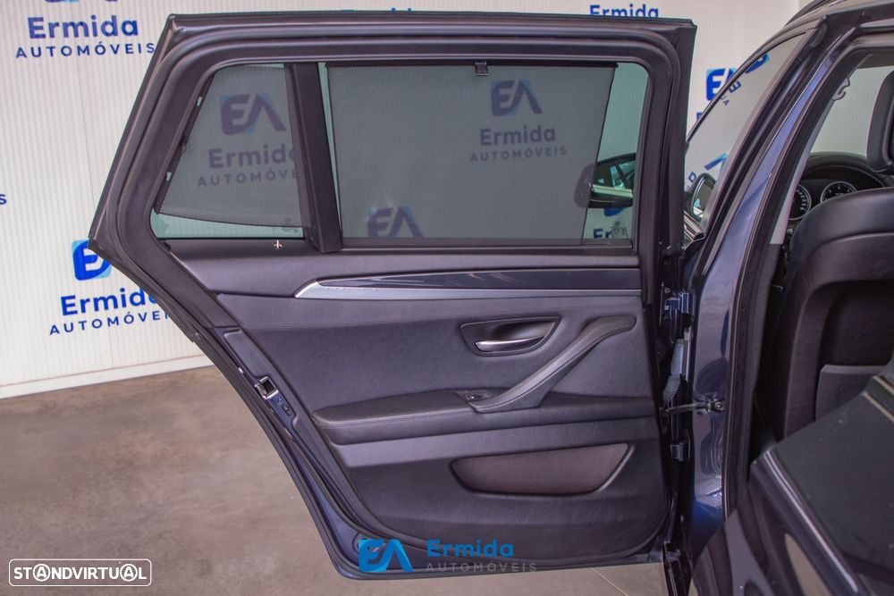 BMW 520 d Auto - 34
