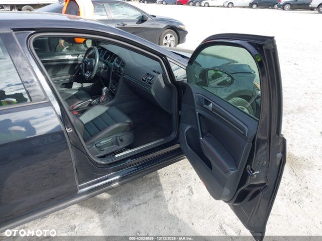 Volkswagen Golf GTI (BlueMotion Technology) DSG - 6