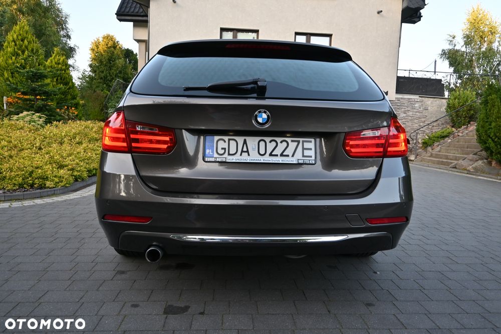 BMW Seria 3 320d Sport-Aut Luxury Line - 5