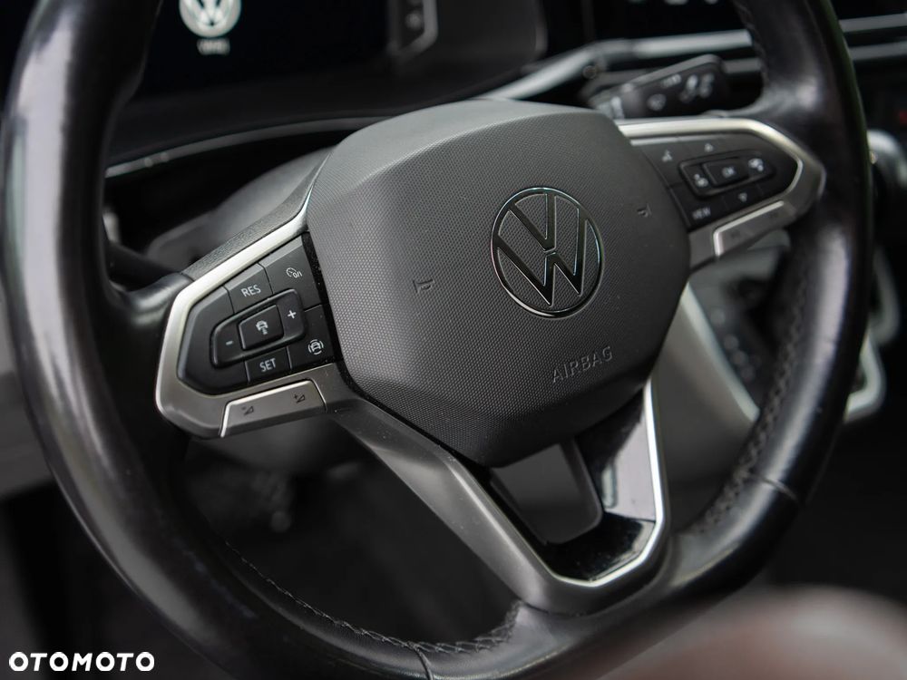 Volkswagen T6.1 - 20