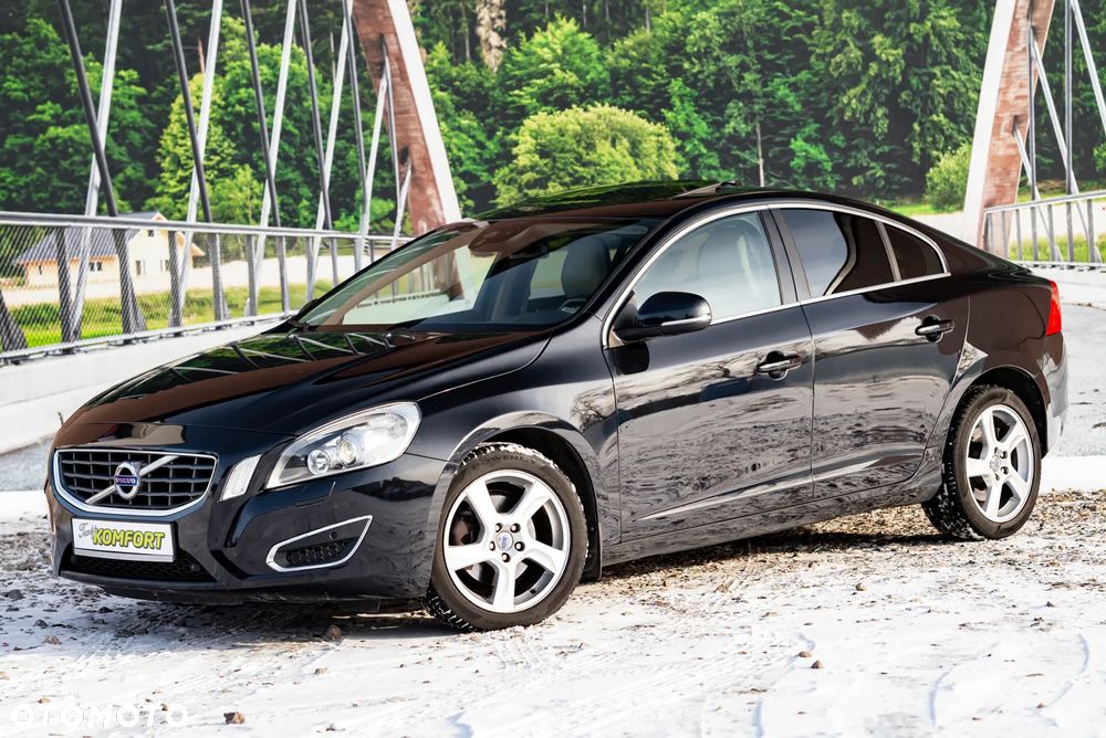 Volvo S60 - 4