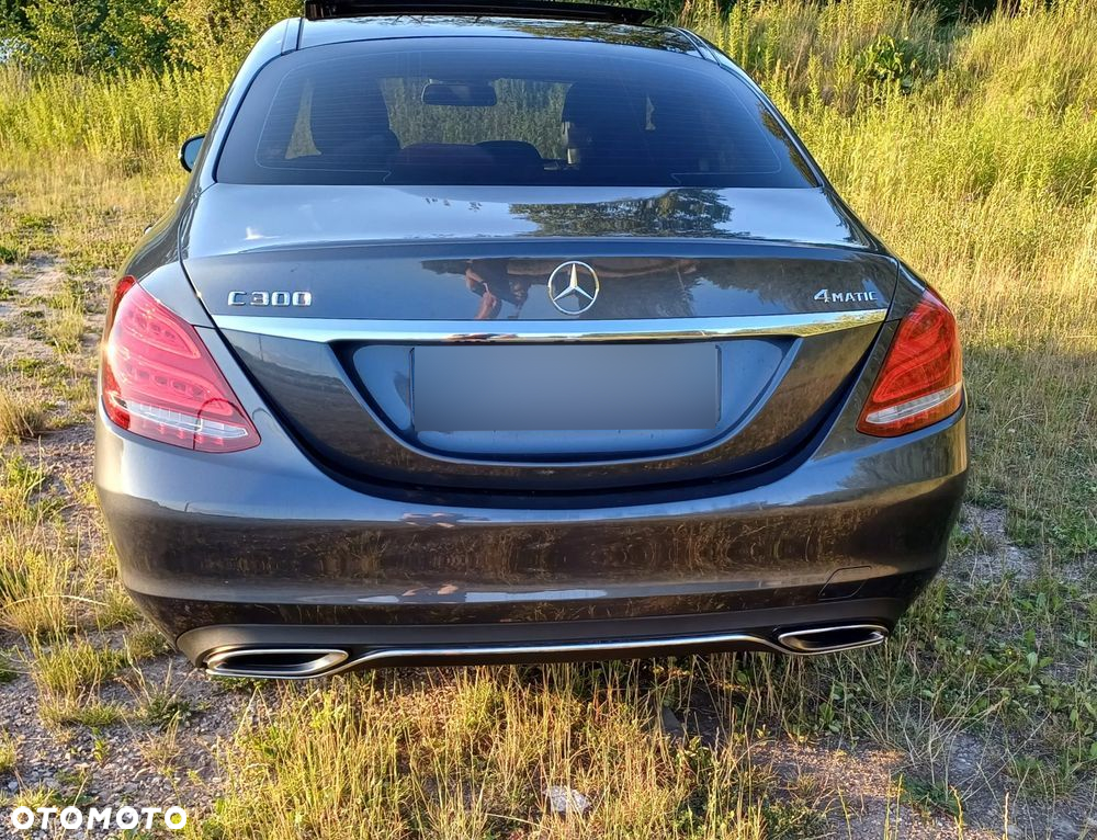 Mercedes-Benz Klasa C 300 7G-TRONIC Exclusive - 6