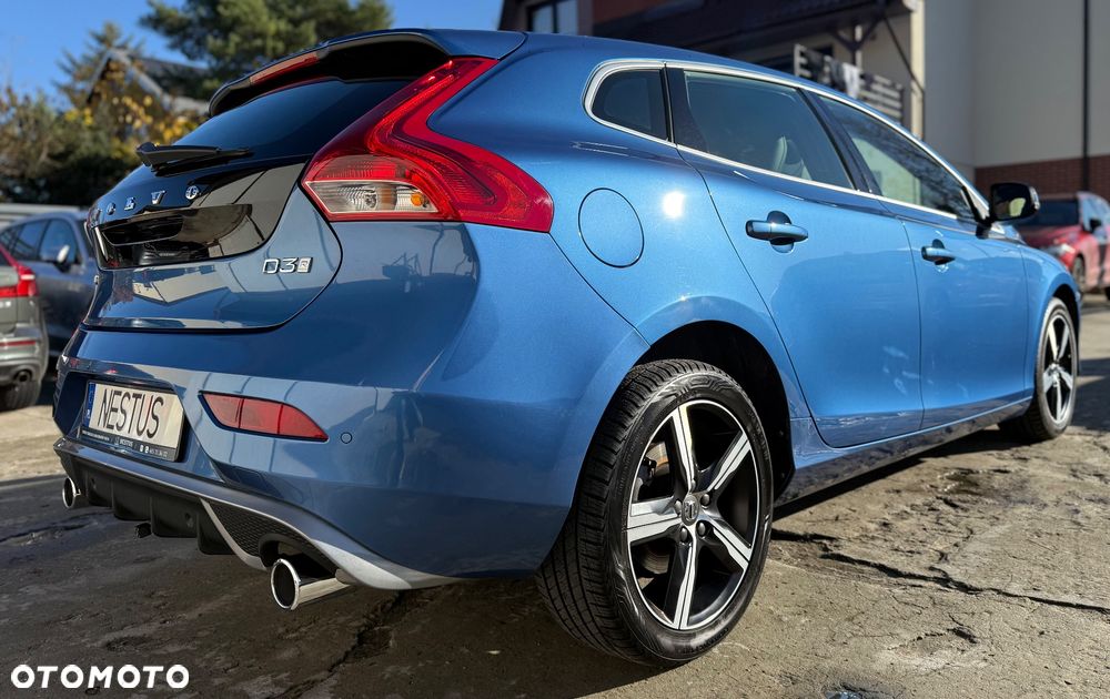 Volvo V40 D3 Drive-E R-Design Momentum - 6