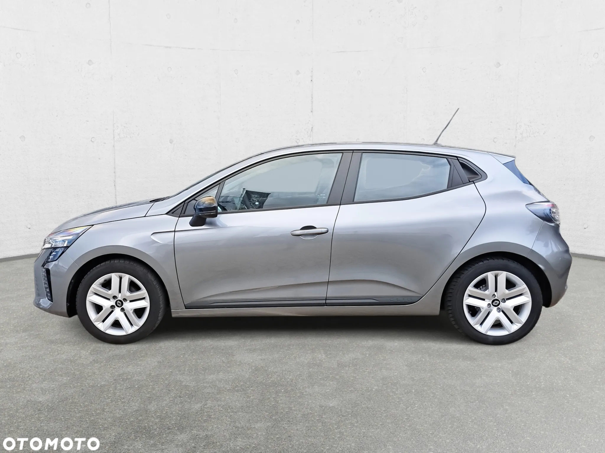 Renault Clio 1.0 TCe Evolution - 8
