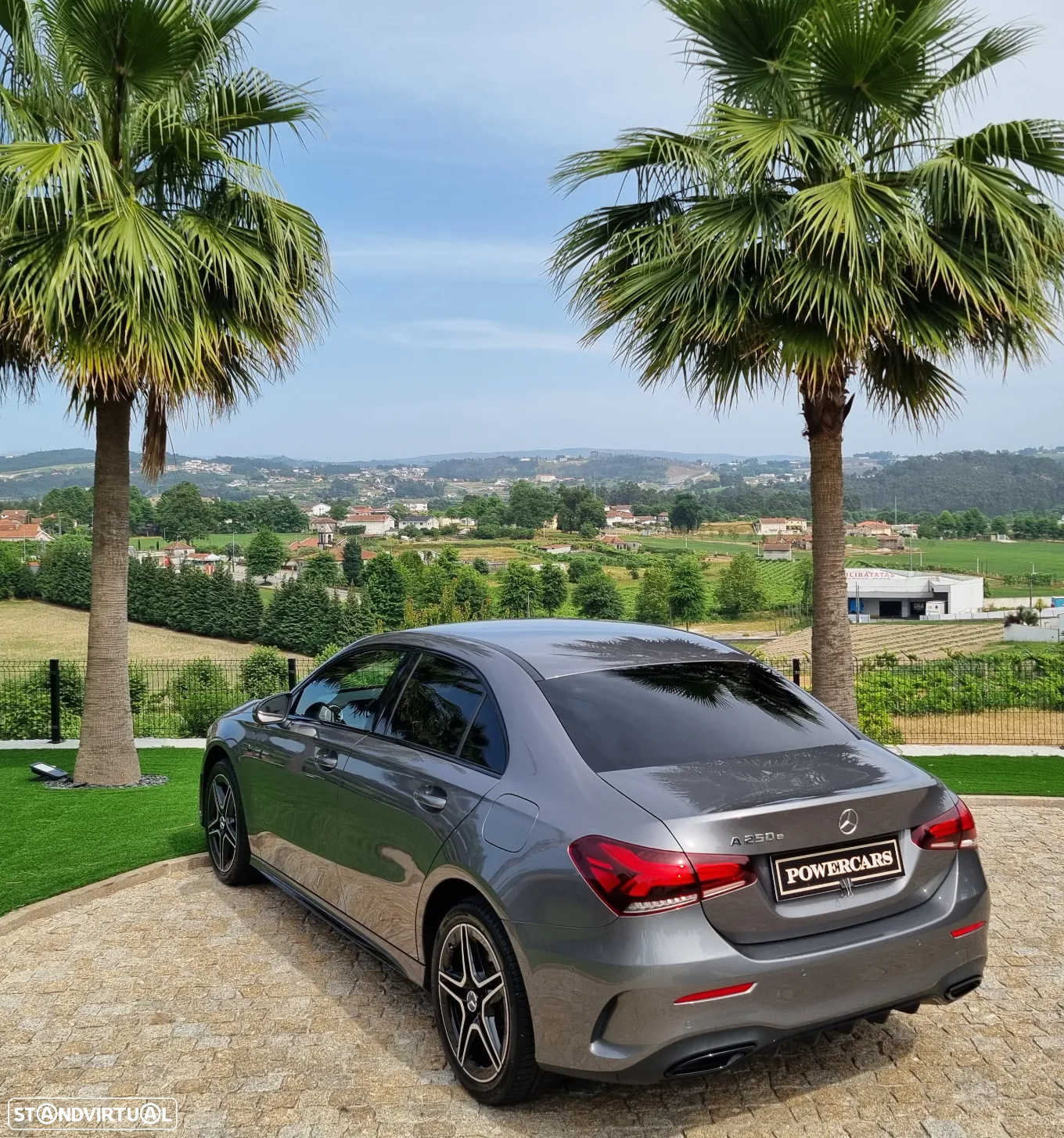 Mercedes-Benz A 250 Limousine e AMG Line - 5