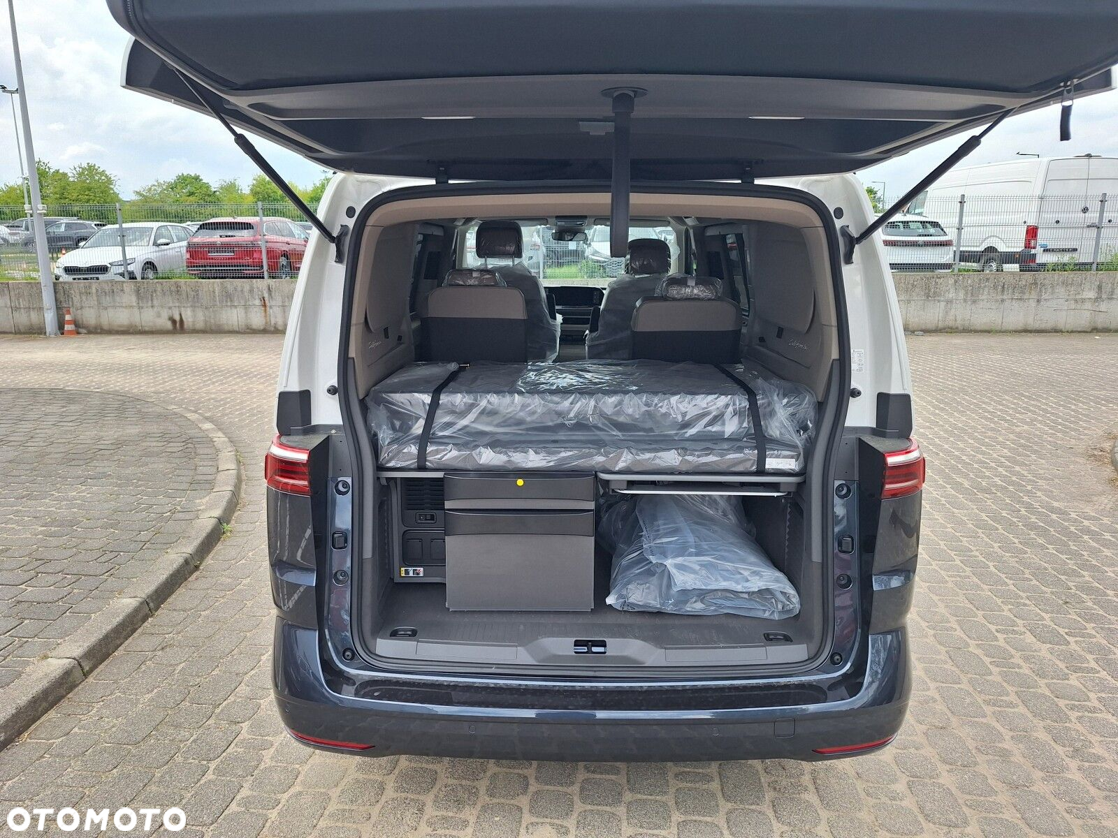 Volkswagen California - 23