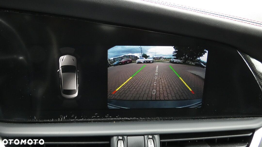 Alfa Romeo Giulia 2.9 Bi Turbo V6 Quadrifoglio - 19