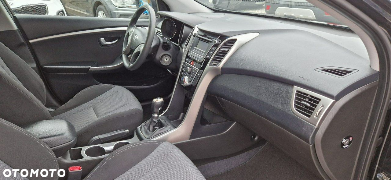 Hyundai i30 - 26