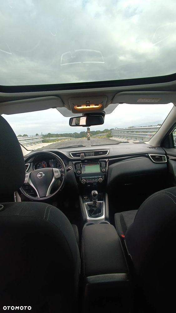 Nissan Qashqai 1.2 DIG-T N-Connecta - 12