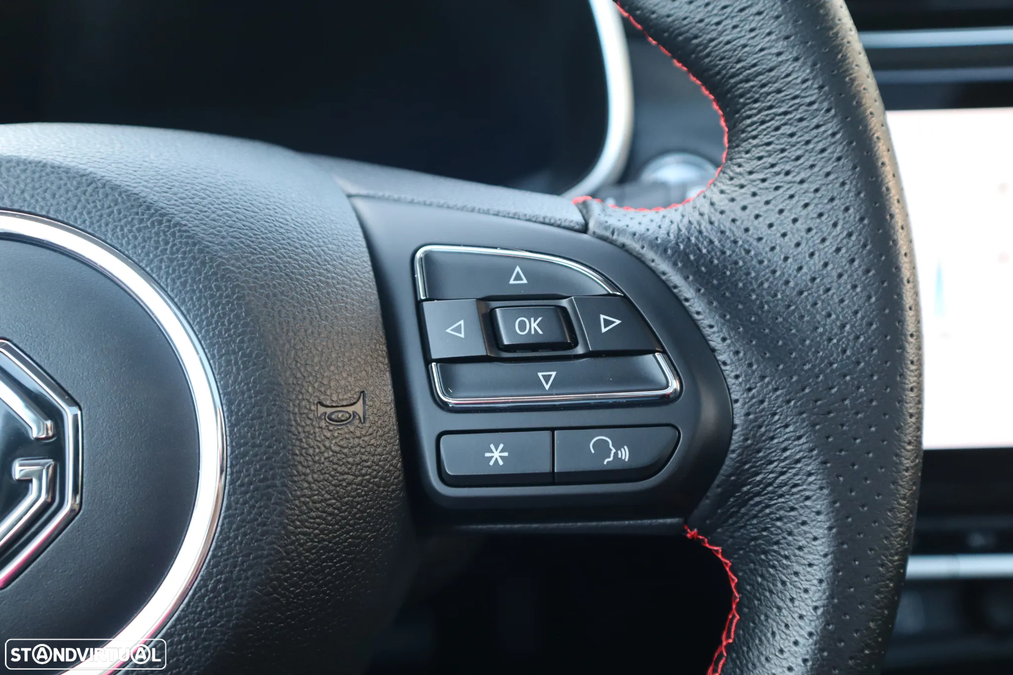 MG ZS EV 72.6 kWh Luxury - 31