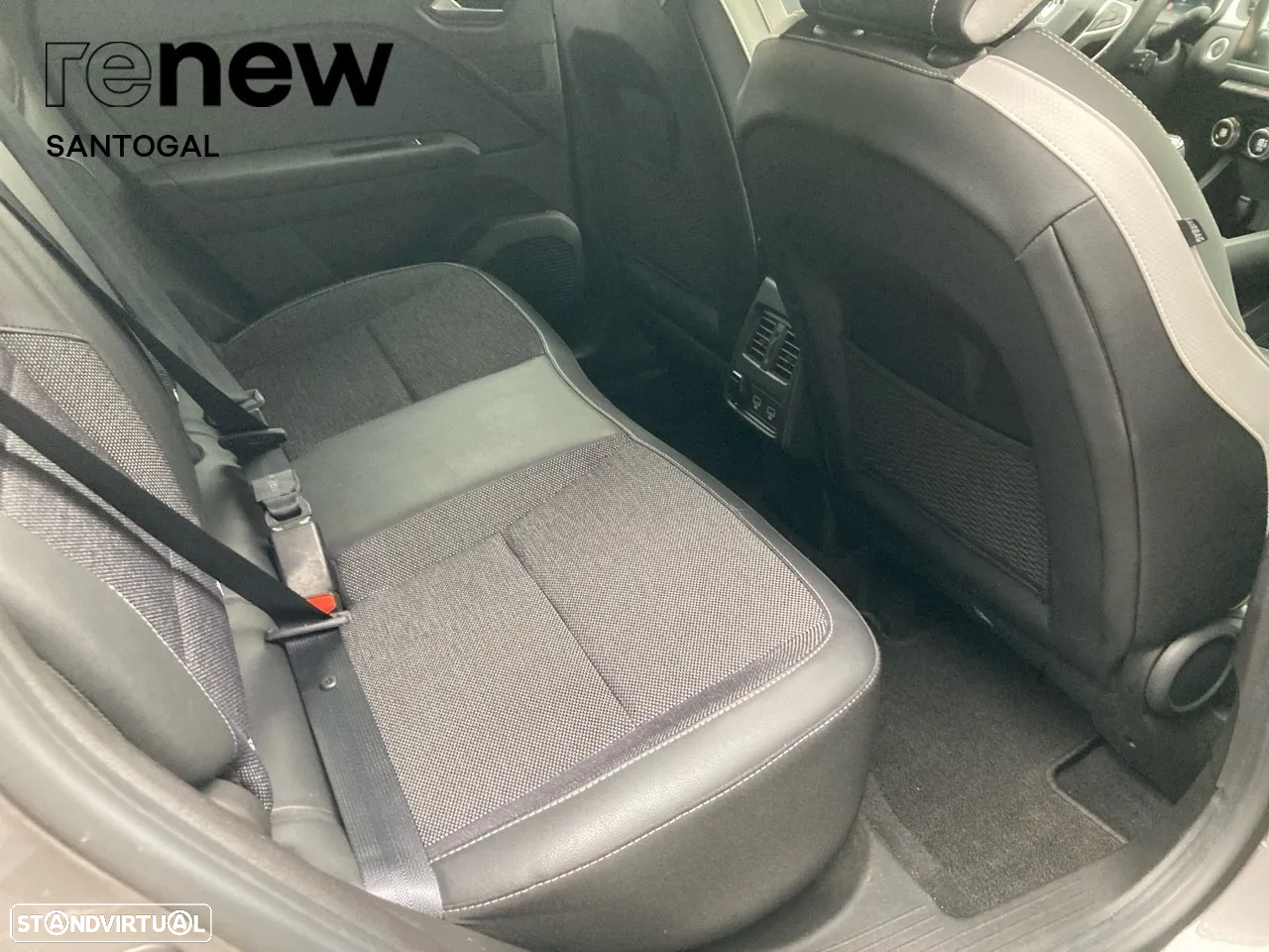 Renault Captur 1.0 TCe Techno - 11