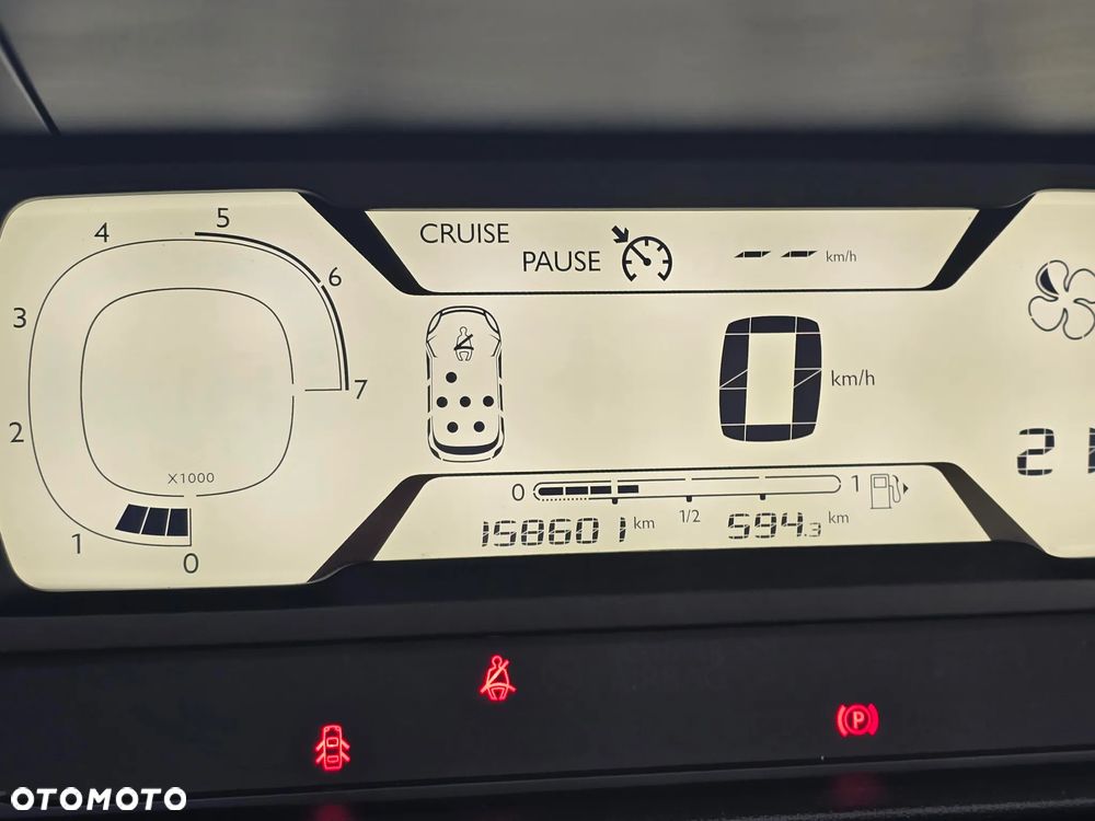 Citroën C4 Grand Picasso e-HDi 115 Intensive - 25
