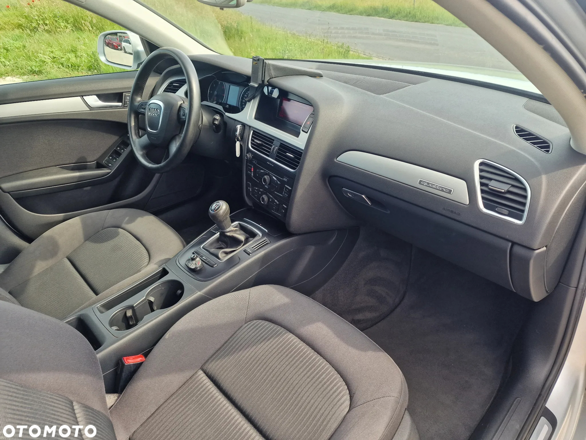 Audi A4 Avant 2.0 TDI DPF quattro Ambition - 28