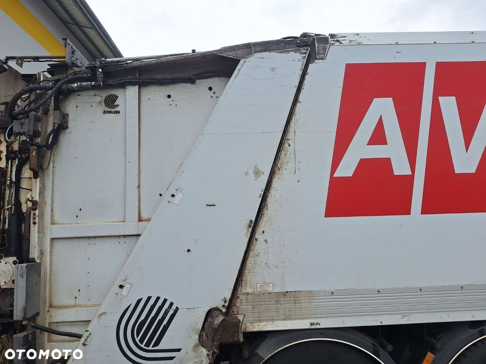 Versalift Actros 2536 L 6X2 - 38
