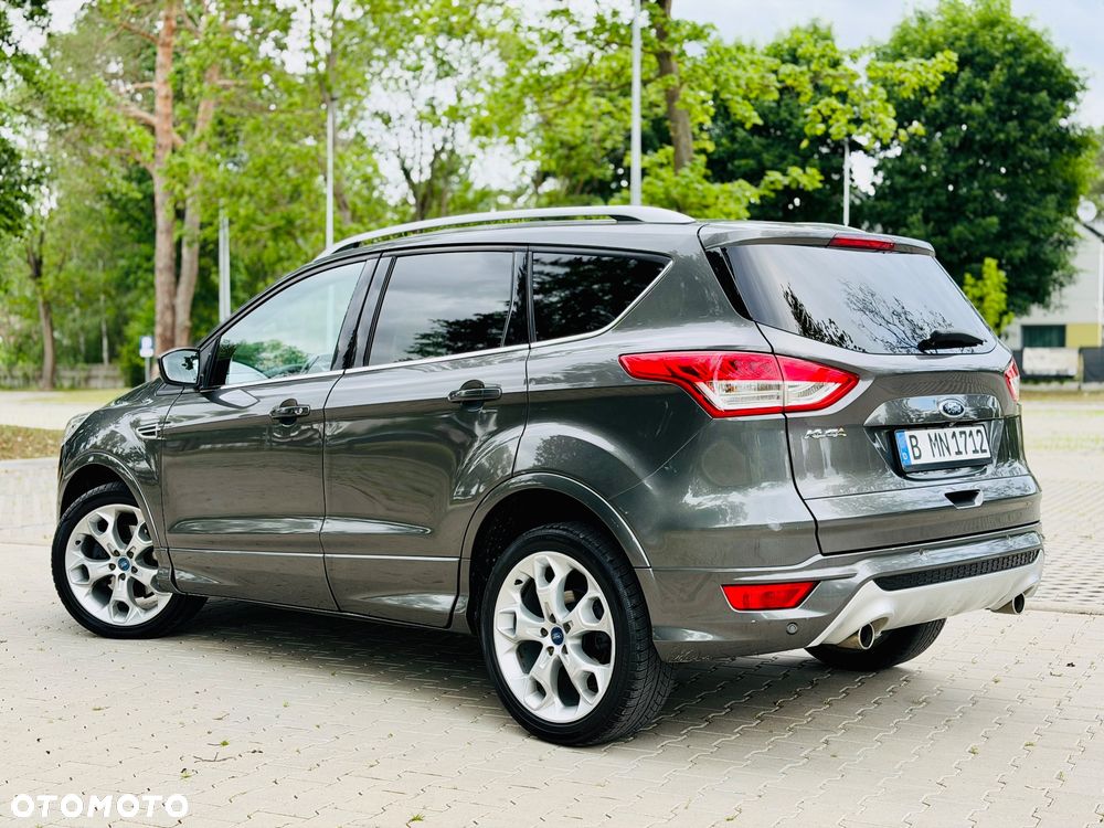 Ford Kuga 2.0 TDCi 4x4 Titanium - 33