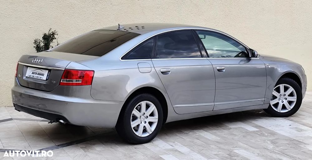 Audi A6 - 12
