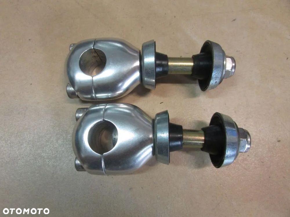 Triumph Tiger 1050 06-12 uchwyty kierownicy risery - 1