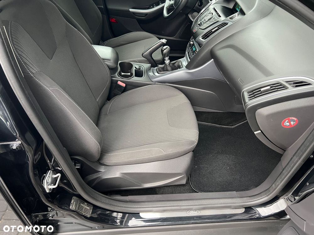 Ford Focus - 28