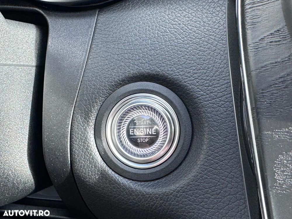 Mercedes-Benz C 220 d 4MATIC Aut - 31