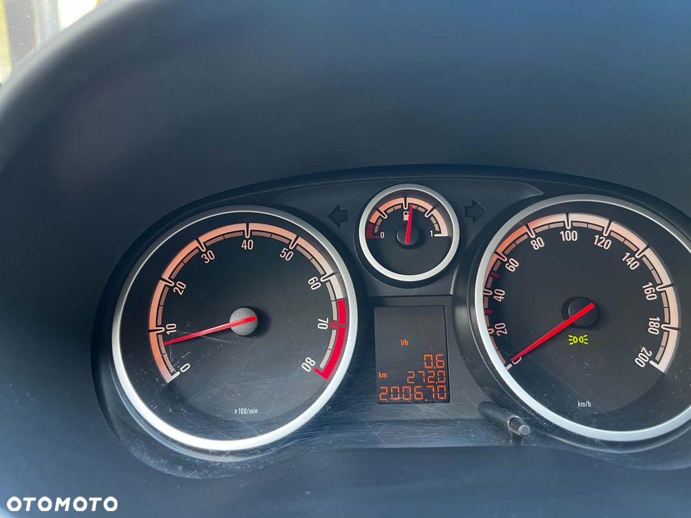 Opel Corsa 1.2 16V Essentia - 6