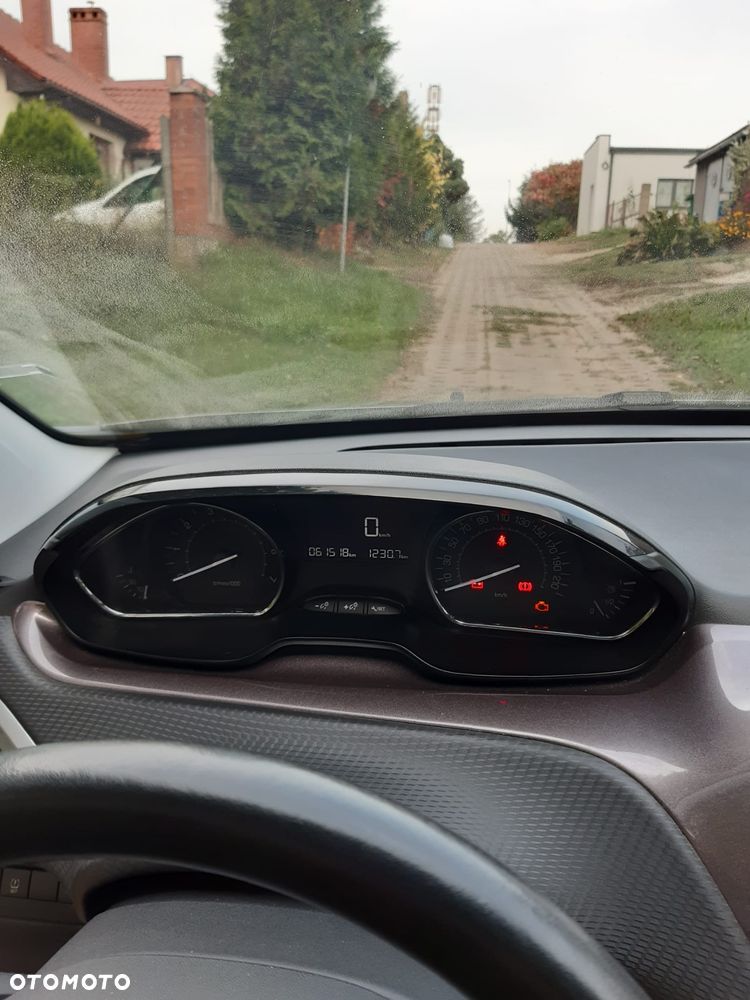 Peugeot 2008 PureTech 82 Active - 8