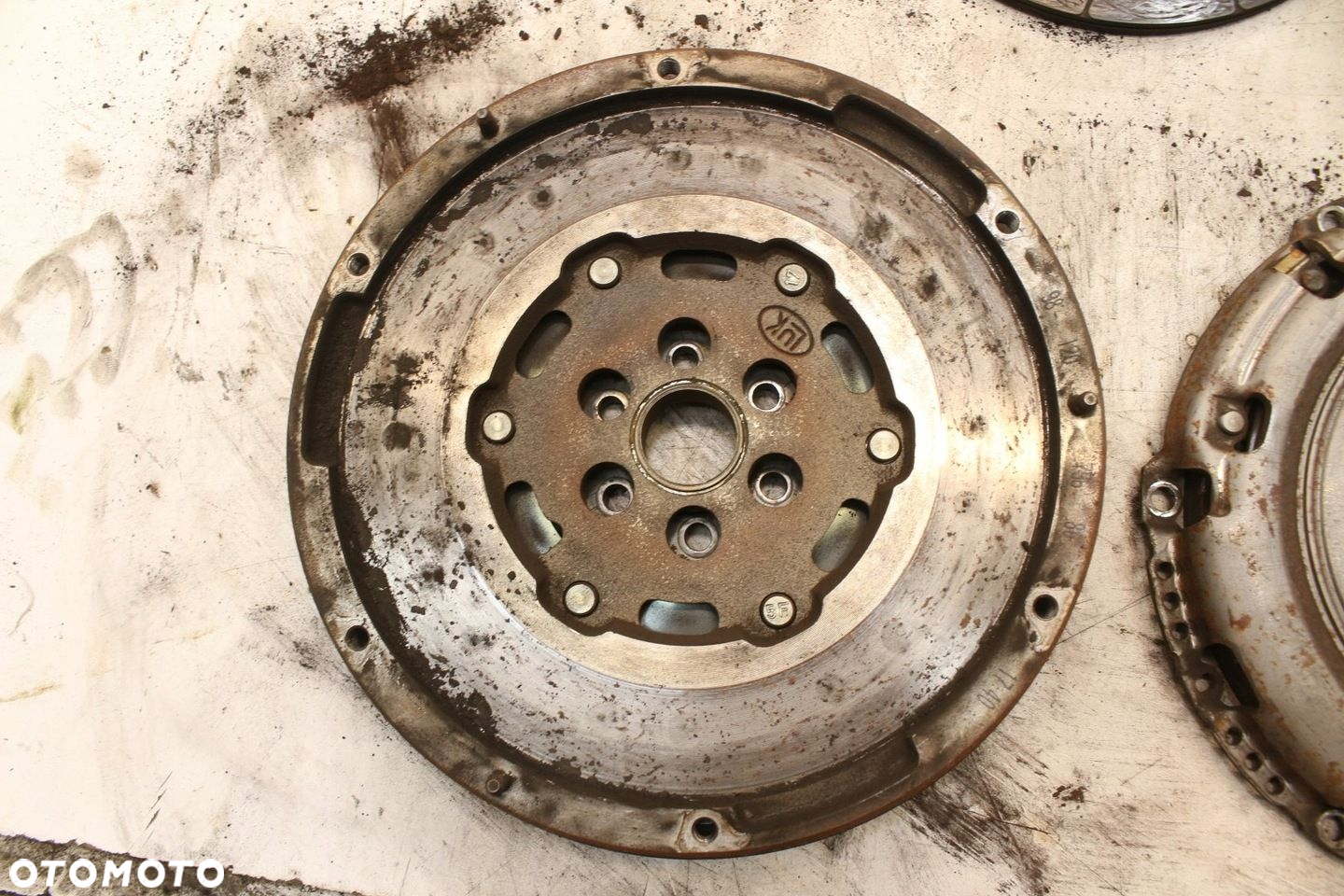Sprzęgło Koło Dwumasowe 9812079680 Citroen C4 Picasso II 1.6 e-HDI - 2