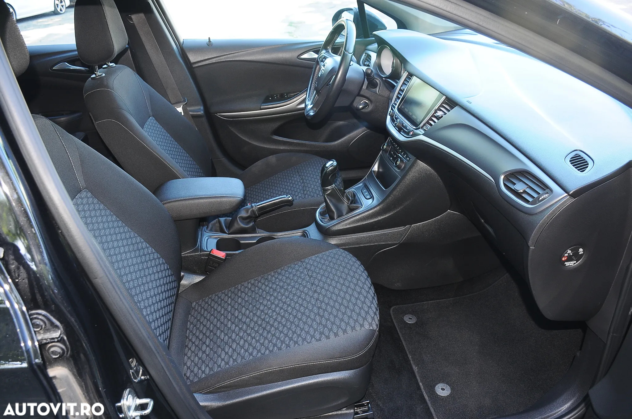 Opel Astra 1.6 CDTI ECOTEC Start/Stop Enjoy - 11