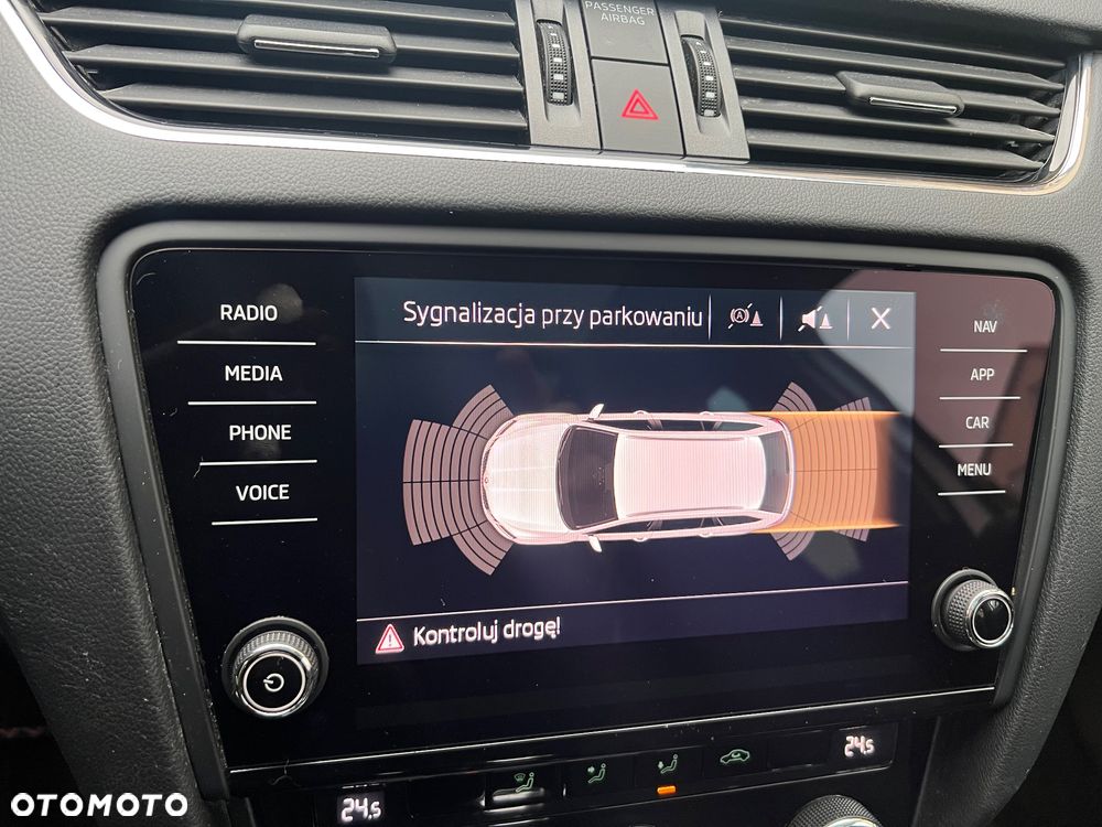 Skoda Octavia 1.6 TDI DSG Ambition - 18