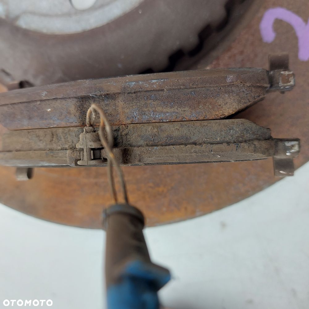 TARCZE HAMULCOWE TYL TYLNE KLOCKI KOMPLET MERCEDES E W213 ORYGINAL DEMONTAZ 0004231712 26 MM - 6