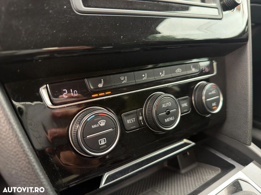Volkswagen Passat - 9