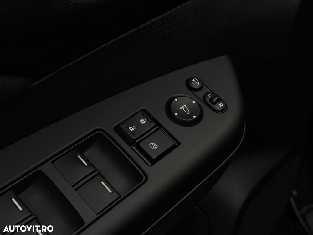 Honda CR-V - 13