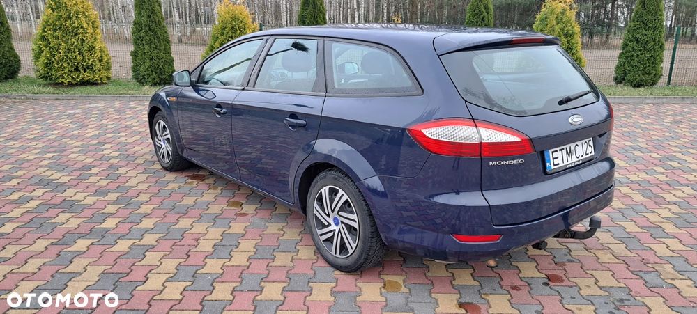 Ford Mondeo - 12