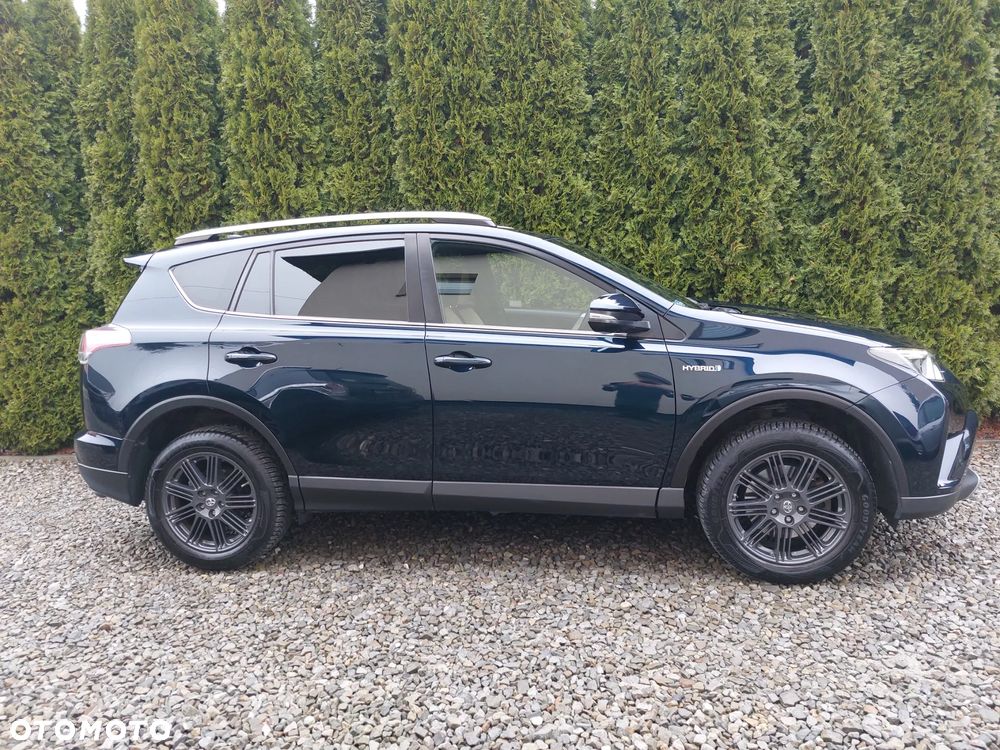 Toyota RAV4 Hybrid Platinum 4x2 - 5