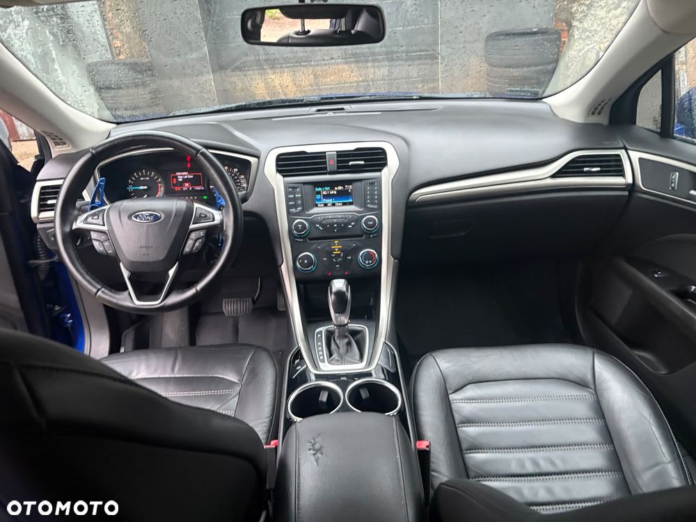 Ford Fusion 2.0 EcoBoost Titanium - 8