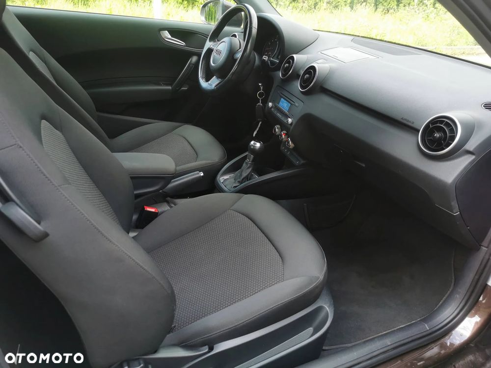 Audi A1 3-drzwiowe 1.4 TFSI S tronic Attraction - 12