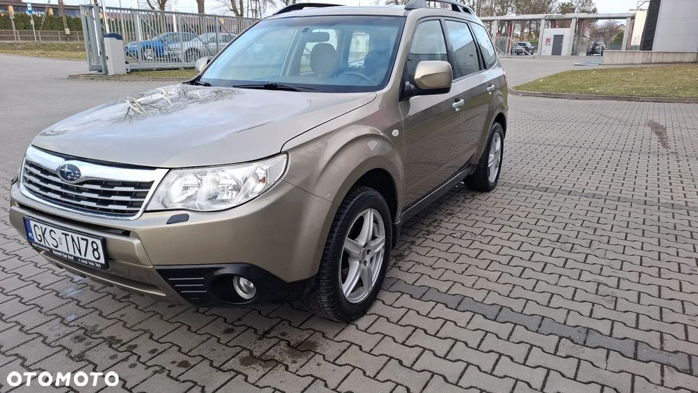 Subaru Forester 2.0X Automatik Exclusive - 2