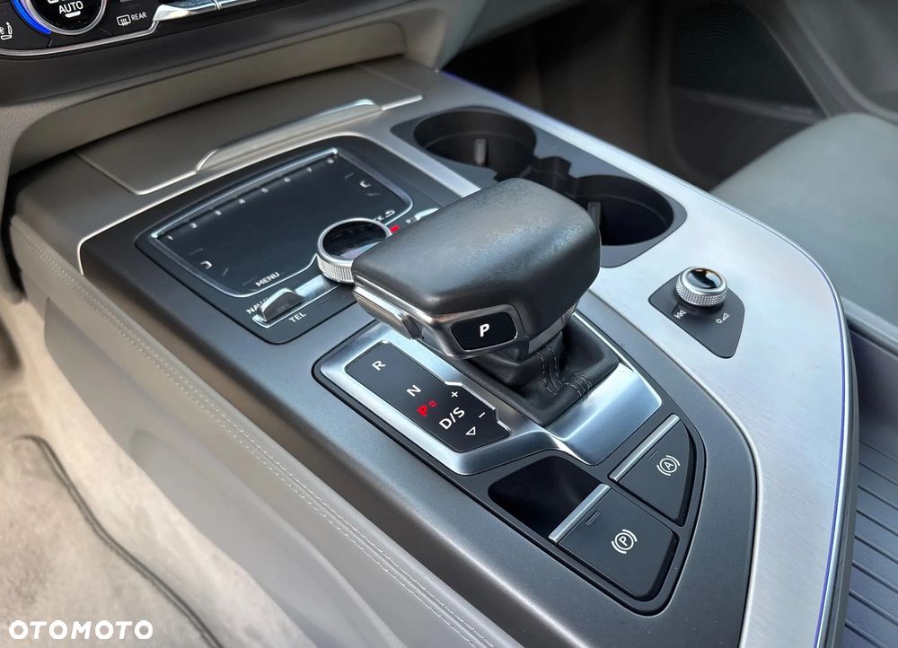 Audi Q7 - 12