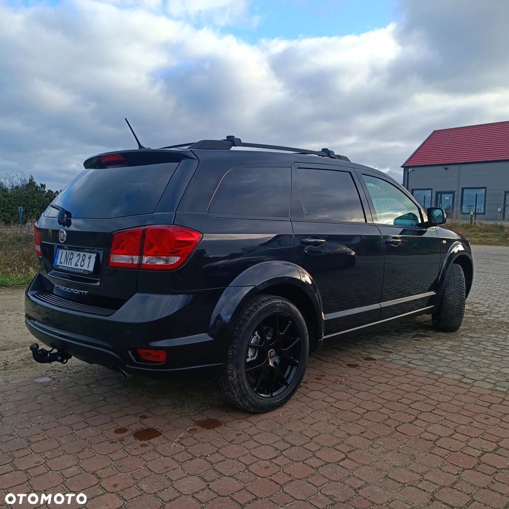 Fiat Freemont 2.0 Multijet 16V DPF Automatik Allrad Black Code - 3