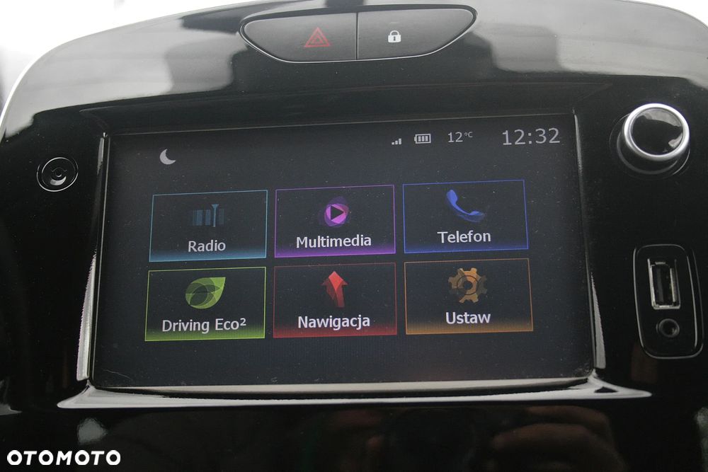 Renault Clio - 23