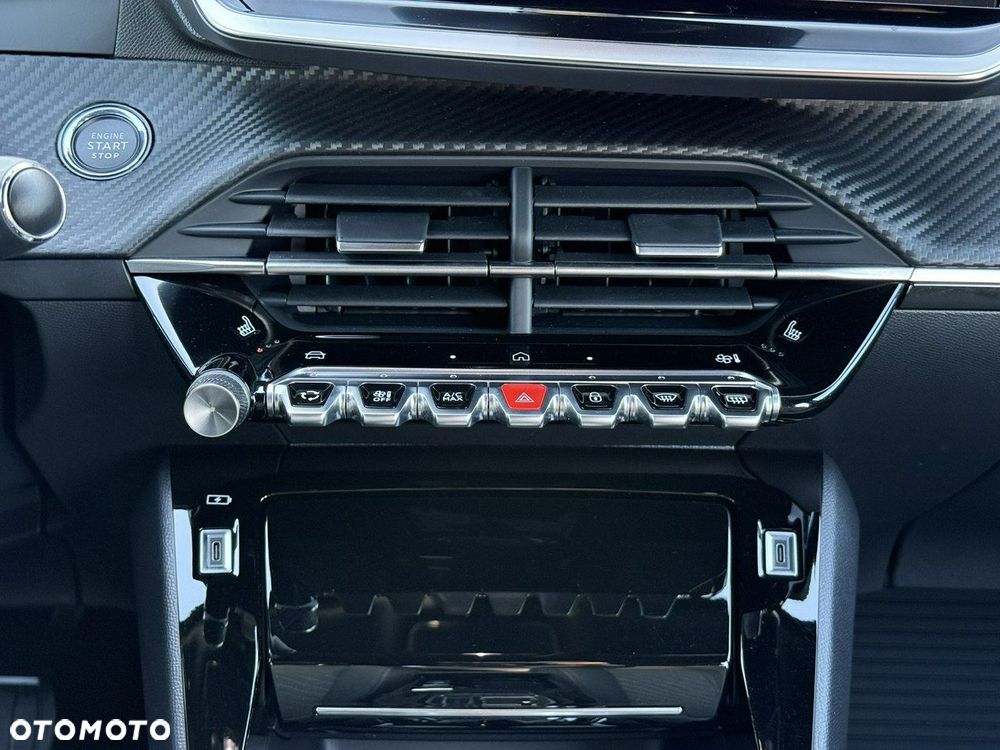 Peugeot 2008 1.2 PureTech Allure S&S EAT8 - 25