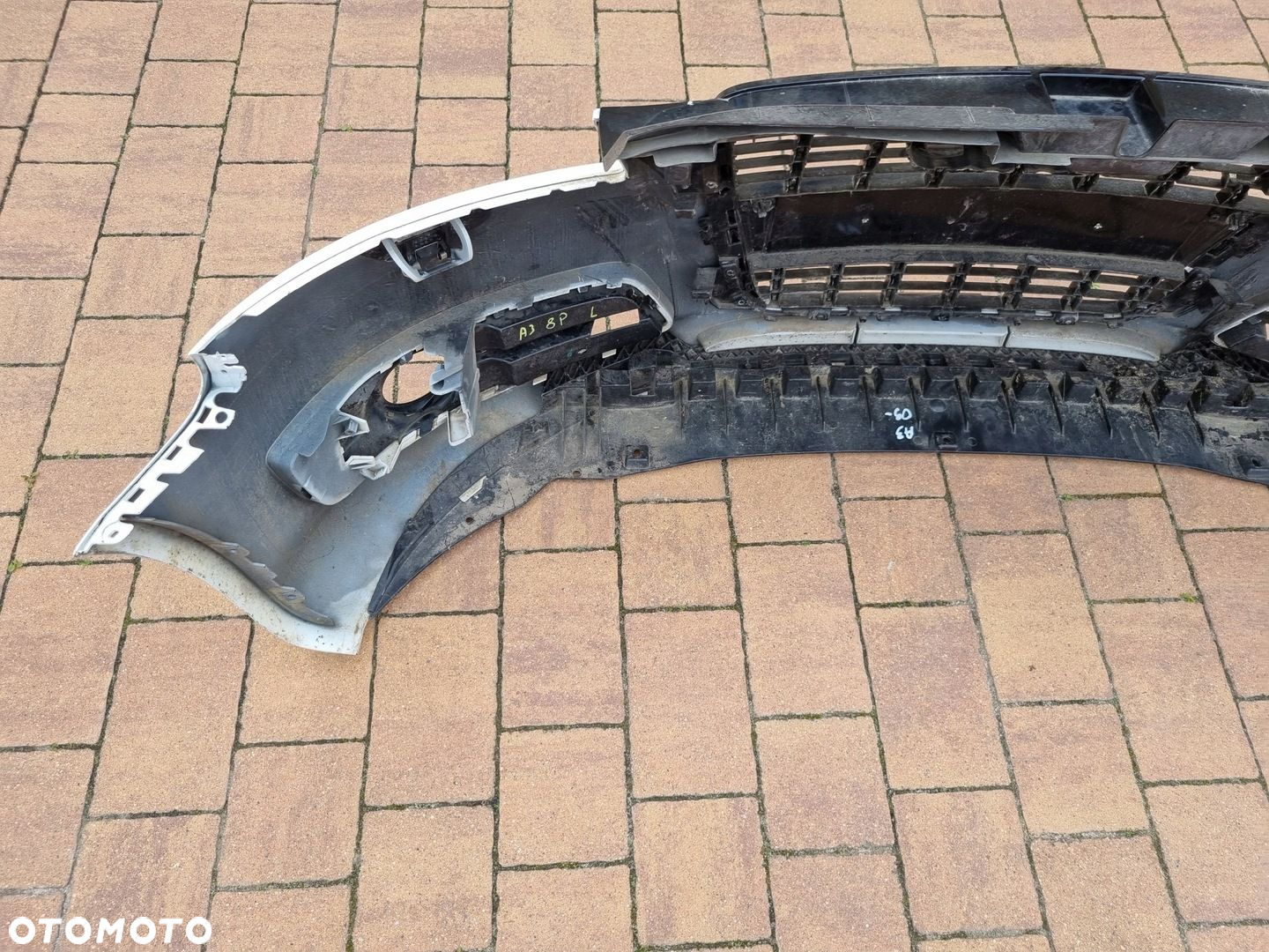 audi a3 8P0 09- lift zderzak przód oryginał  podłoga - 7
