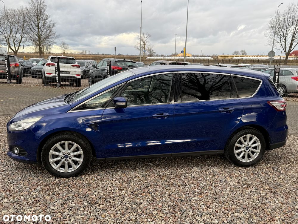 Ford S-Max - 13