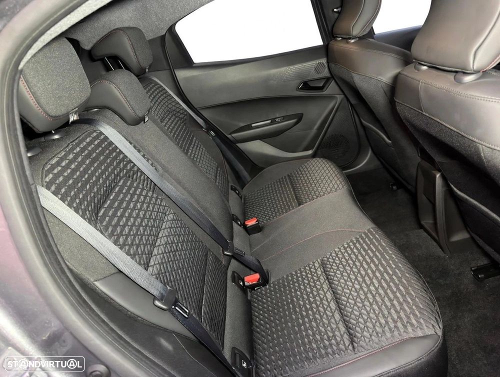 Renault Clio 1.2 TCe Techno EDC - 9