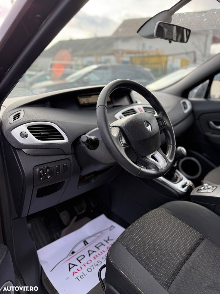 Renault Scenic TCe 130 Luxe - 18