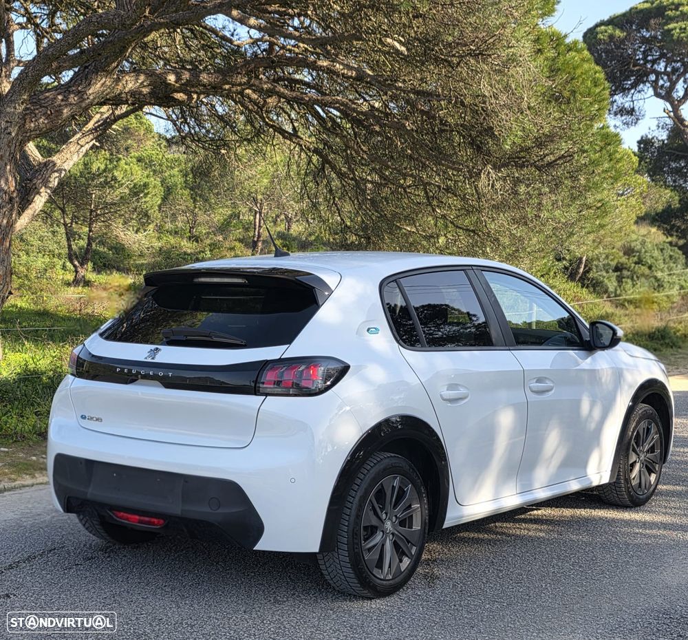 Peugeot e-208 E-Style - 7