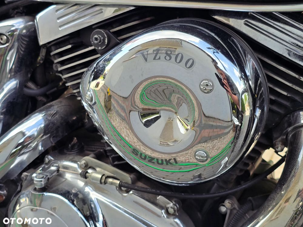 Suzuki Marauder - 14