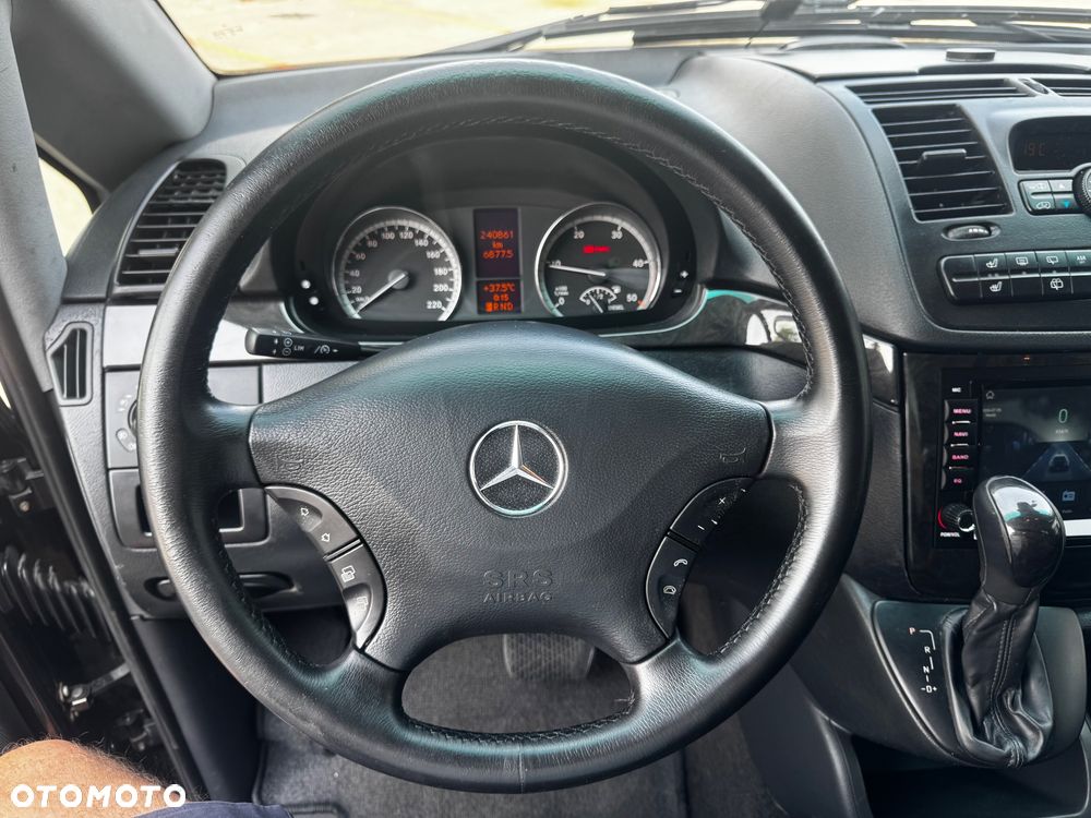 Mercedes-Benz Viano - 17