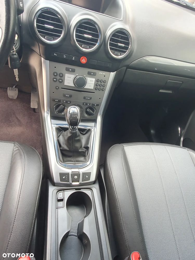 Opel Antara - 38