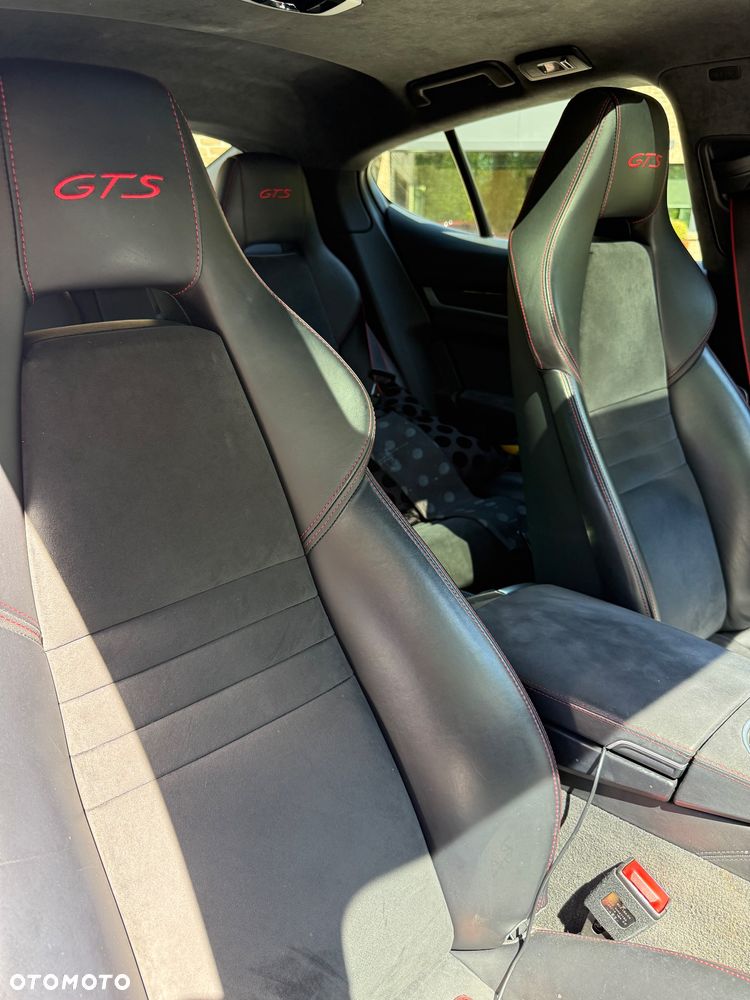 Porsche Panamera - 6